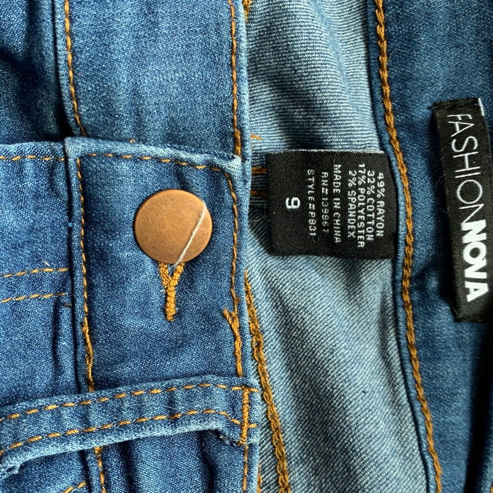 jeans - Picture 2 of 2